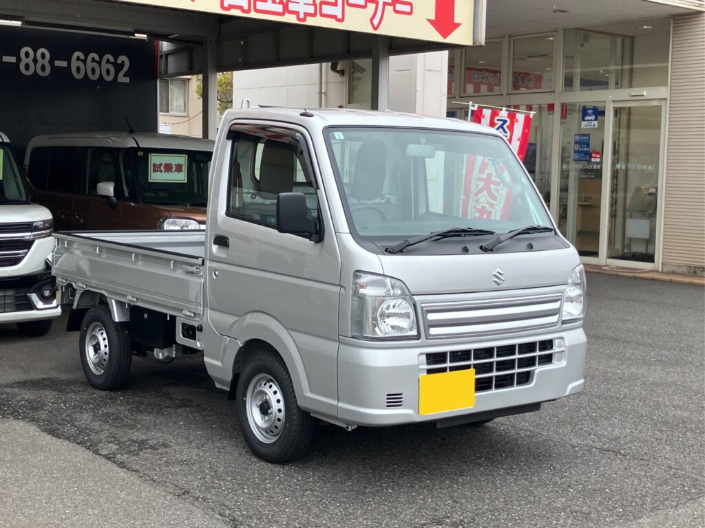 君津市にお住まいのT様に、キャリイをご納車いたしました。